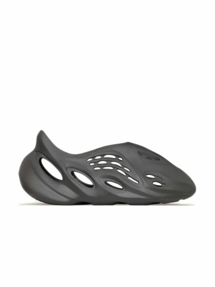 adidas Yeezy Foam RNNR Carbon - Prior