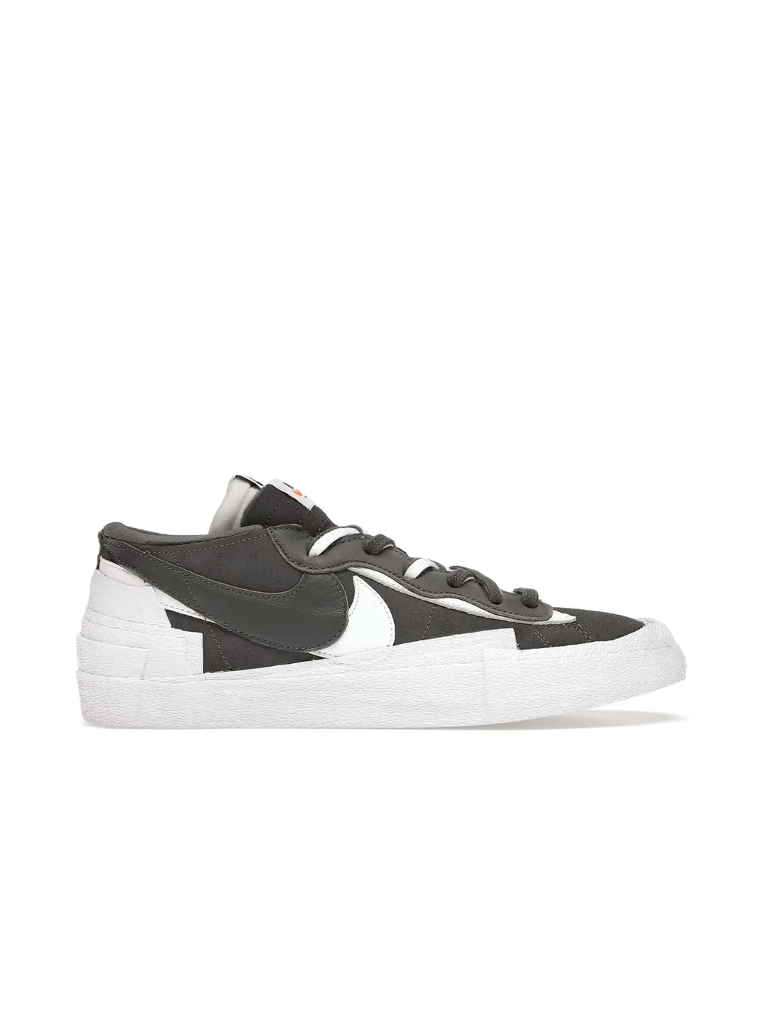 Nike Blazer Low sacai Iron Grey in Melbourne, Australia - Prior