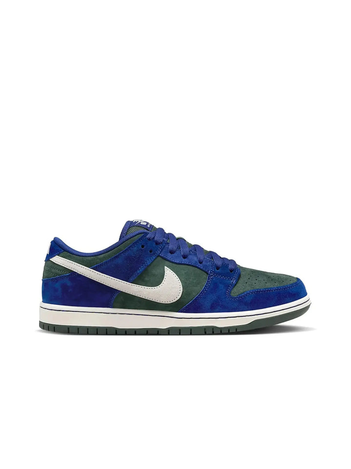 Nike SB Dunk Low Deep Royal Blue in Melbourne, Australia - Prior