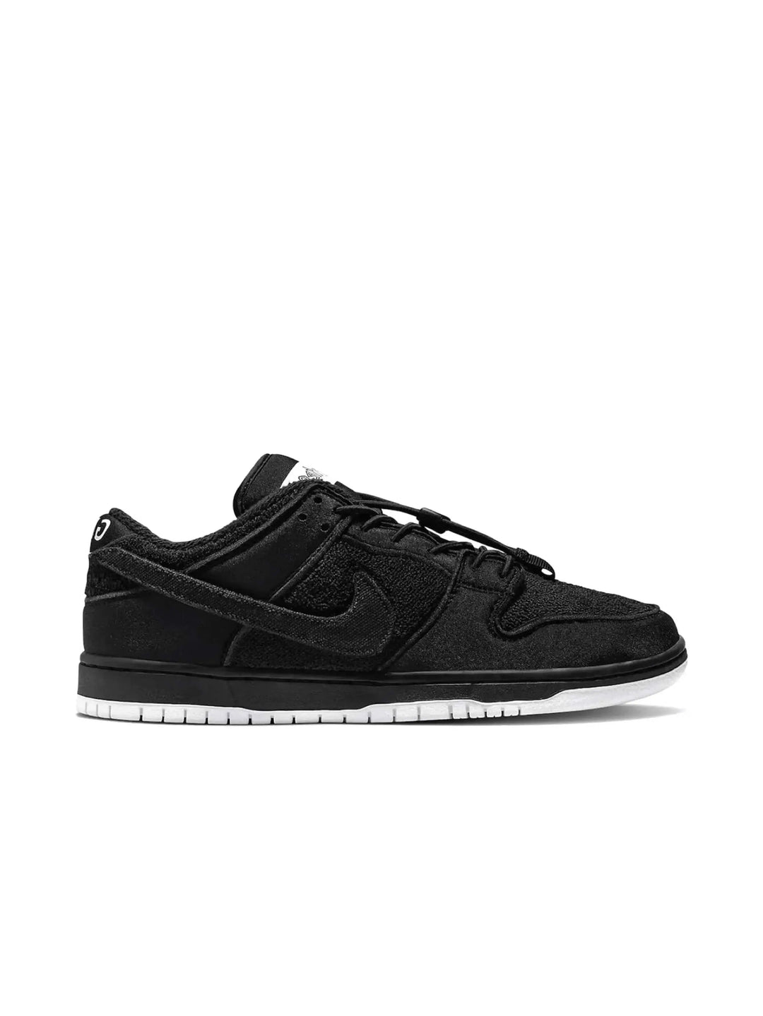 Nike SB Dunk Low Gnarhunters in Melbourne, Australia - Prior