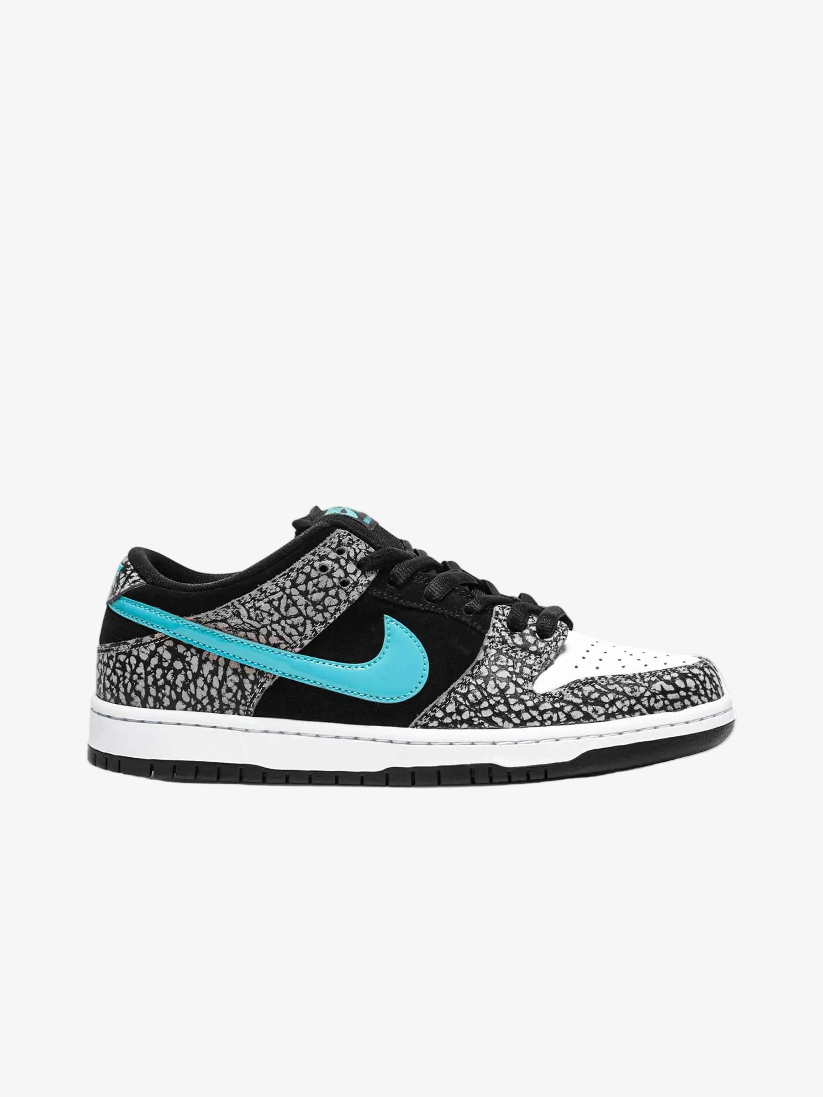 Nike SB Dunk Low atmos Elephant Prior